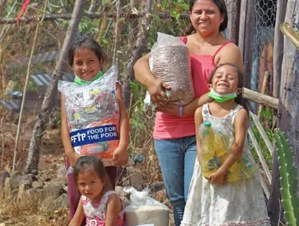 Recipient Family, El Salvador, 2021