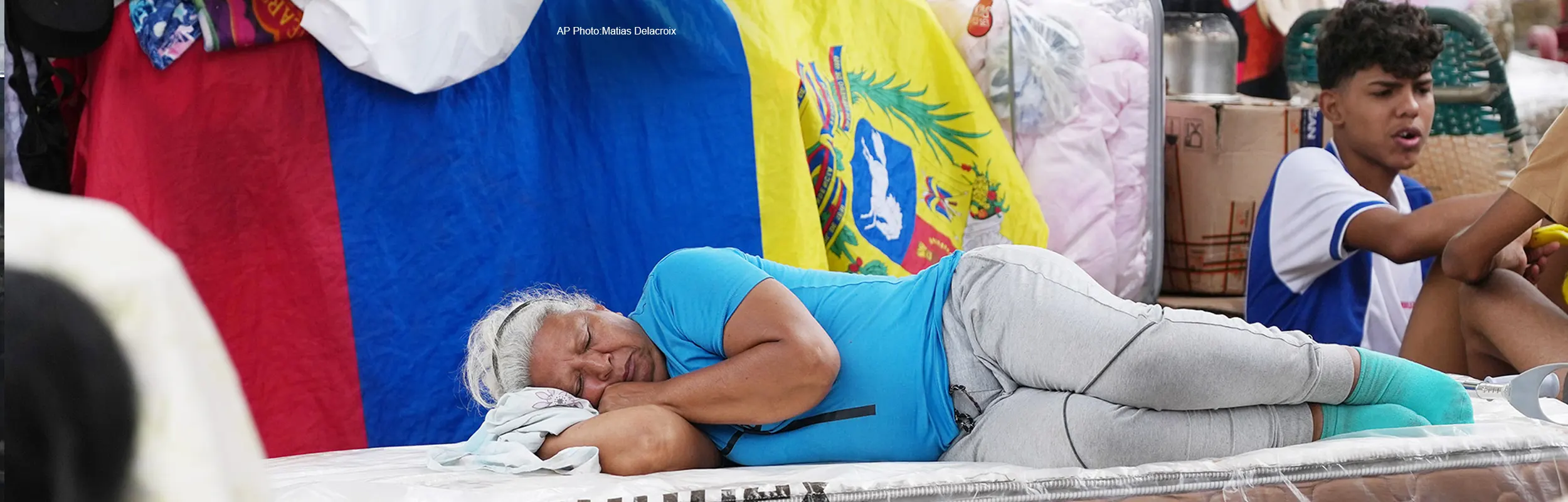 Ayuda a las familias afectadas por el terremoto