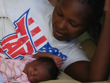 2018, Haiti new mother after giving birth