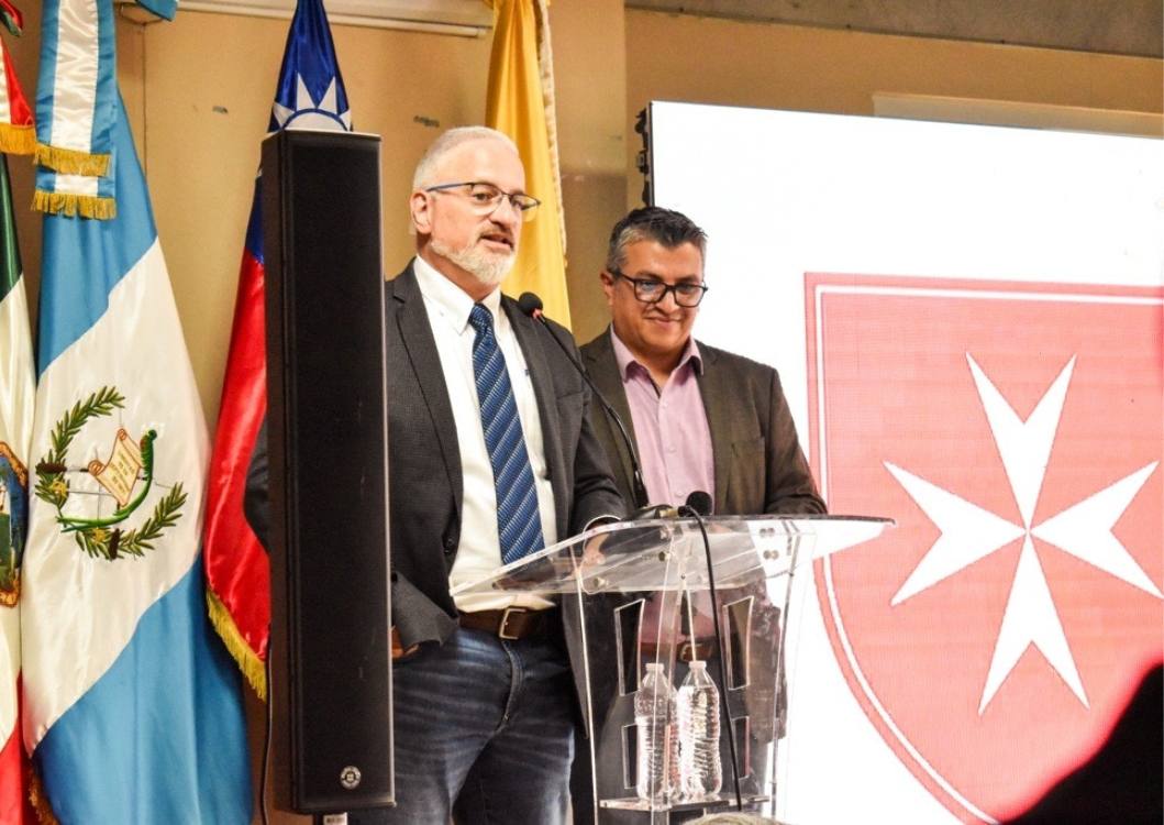 Jeff Alexander of FFTP speaks at a ceremony in Guatemala