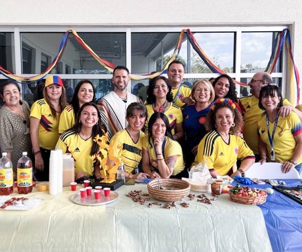 Ana Duarte and her Colombian FFTP co-workers