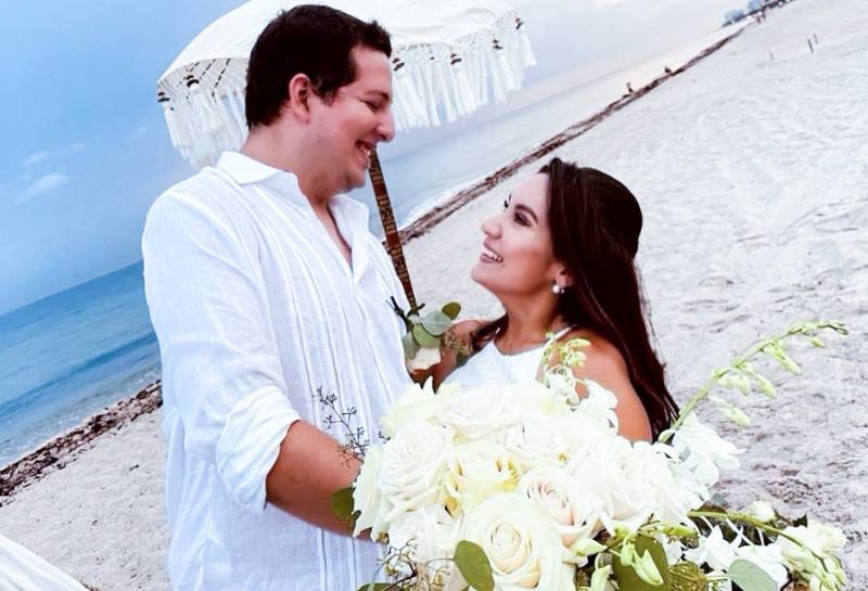 Maria Fernanda Rios and her husband on their wedding day