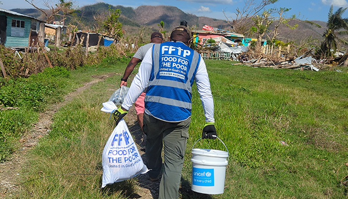 FFTP distributed emergency supplies to storm-affected families, as team members handed out rations to meet immediate needs after Hurricane Melissa.