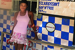 Thanks to the generosity of the Boca Grande Hope for Haitians Committee and Food For The Poor, Darline has expanded her tiny business into a shop where she now sells a variety of items. Her business also has a small open-air restaurant where she sells dinners at night.